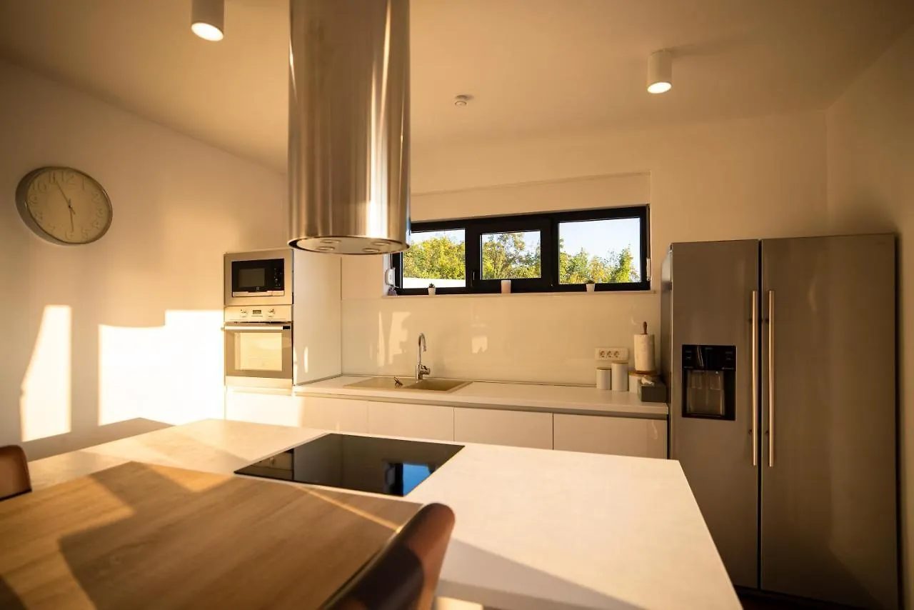Royal Promons - Heated Pool Villa Starigrad Paklenica 0*,