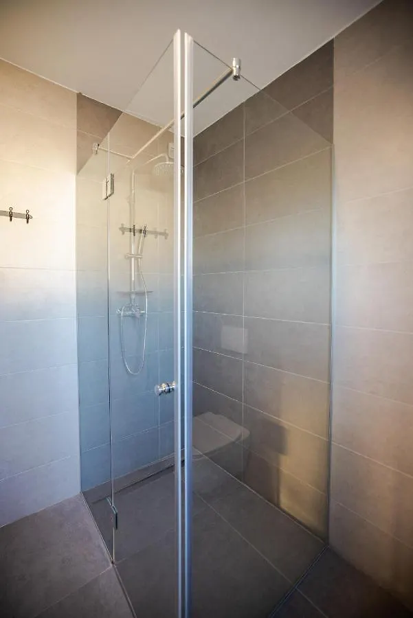 Royal Promons - Heated Pool Villa Starigrad Paklenica