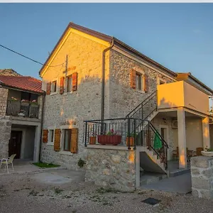 Appartement Punta, Starigrad Paklenica